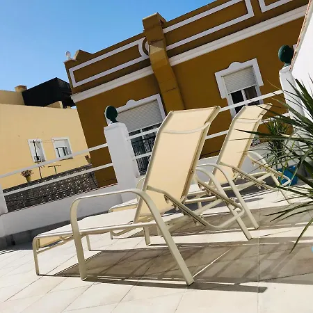 House, 2 Bikes, 2 Children's Bikes, Wifi, Big Terrace, Bbq, Family, Childfriendly Semesterbostad *