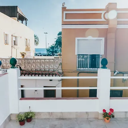 House, 2 Bikes, 2 Children's Bikes, Wifi, Big Terrace, Bbq, Family, Childfriendly Holiday home